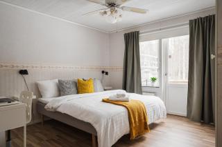 Guestly Homes - 6BR House with Private Sauna - 8