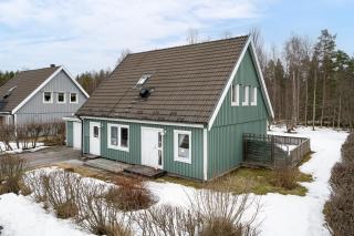 Guestly Homes - 6BR House with Private Sauna - 0