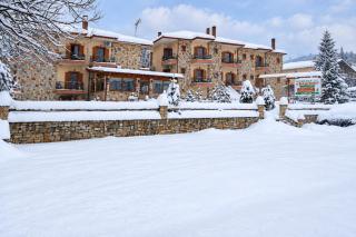 Orama Hotel - Serene Lake Plastira Retreat with Stunning Views - 1