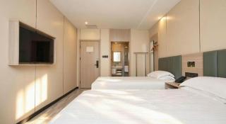 GreenTree Inn Yangzhou Slender West Lake Wencheng Attic Express Hotel - Yangzhou - 1