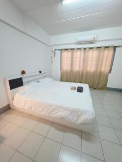 Guest house in the middle of Old city Chiang mai A6 - 8