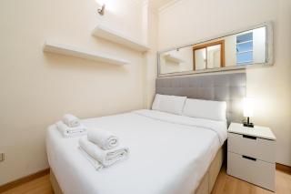 Centrico a 5 min de Gran Via AC WiFi y Cocina Completa - 3