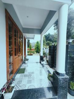 The Oakwoods - 6