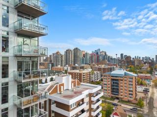 Sound Waves - Private Apartment Downtown Calgary - 9