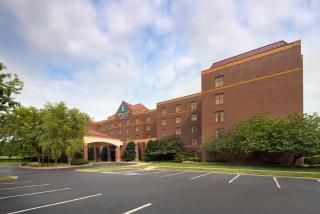 Embassy Suites Lexington - 7