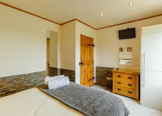 Durham Coastal Lodges - 9