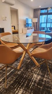 Modern and stylish living in the Heart of Newmarket with secure parking - 2