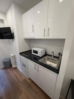 Suites Embajadores - 1