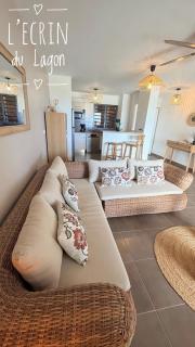Appartement cosy avec piscine et vue mer - 1
