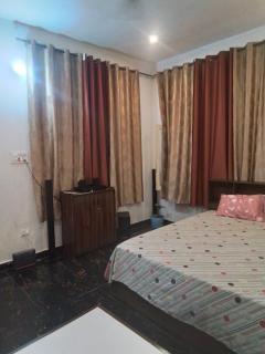 JIJIVISHA Homestay-8 Guest Bedrooms-Walk to Bhimtal Lake - 7