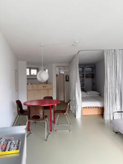 Designer studio in the heart of Uni quarter - 2