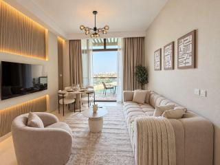Luxury Palm Views East Apartment with Pool and Gym Access - 9