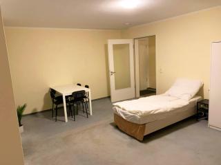 APARTS zentrale 2-Zimmer Apartment mit Balkon in Ludwigsfelde - 3