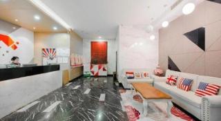Borrman Hotel Wuxi Hubin Business Street - 9
