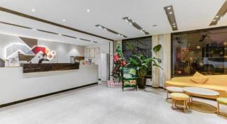 Borrman Hotel Zhuhai Gongbei Port Fuhuali Light Rail - 6