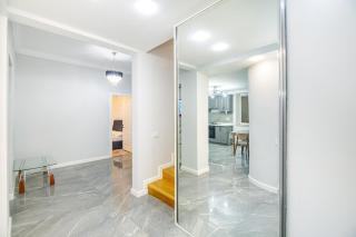 VIP Home in Downtown - 8