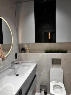 Modern Apartment 8th Floor - 4