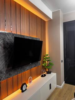 Modern Apartment 8th Floor - 2