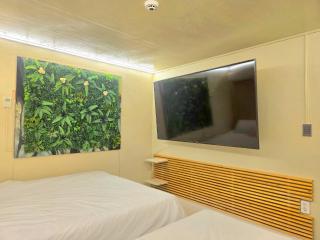 Jongno FULLHOUSE Near DDP & Gyeongbokgung Parking 85inch TV - 1