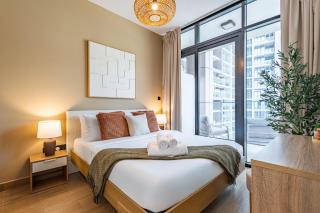 Serene & Modern 1BR - Balcony - ADGM - Cleveland - Galleria Mall - Maryah Island - 9