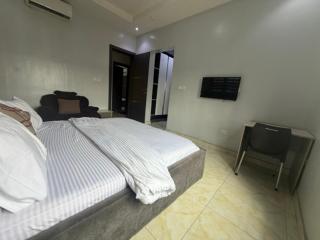Max Maxie 3 Bedroom Apartment inthe Heart of Ikeja - 6