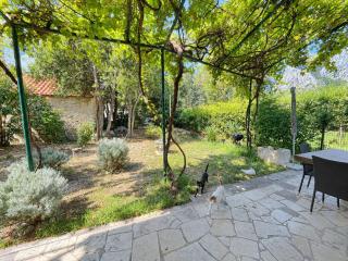 Apartments Jugo i bura - 9
