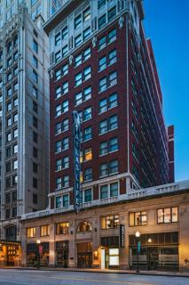 Courtyard by Marriott Tulsa Downtown - 8
