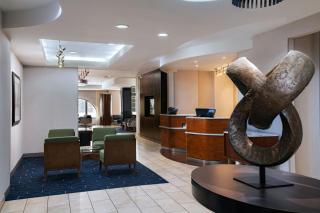 Courtyard by Marriott Tulsa Downtown - 4
