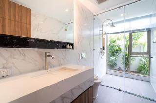 Decorated in a modern and simplistic! - 2