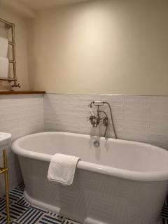 Beach House Hotel - 4