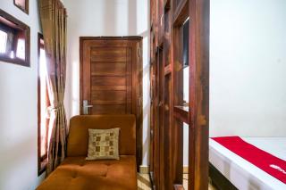 RedDoorz near Kawah Putih Ciwidey - 3