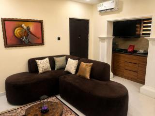 Orchard Hotel and Suites - 7