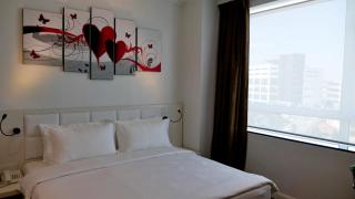 Pine Garden Hotel - Kuching - 8