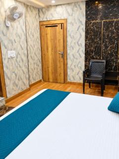 Hotel Kaushal Near Old Bus Stop Ghaziabad - 6
