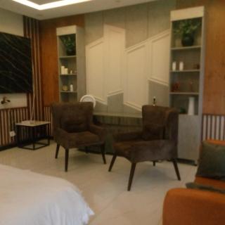 Fully Furnished Master Bedroom - 7