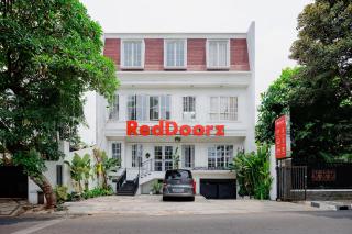 RedDoorz Syariah Plus near Pancoran 2 - 7