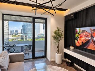 City View Premium 1BR - Balcony - City Center - Metro - Fast WiFi - 6