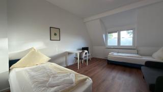 Monteurwohnung Neumünster - Küche, WLAN & Waschmaschine - 2