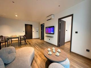Lakenest Realty 125, Trịnh Công Sơn, Tây Hồ, Hà Nội - 6