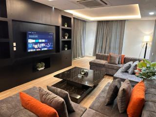 Goldcrest Mall & Apartments DHA - 3