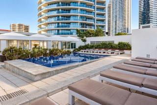 Entire 2 Bedroom Apt in Hilton Surfers Paradise - 26 - 8