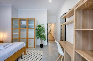 Beautiful, Central Sliema Maisonette & Patio, 5 Min to the Beach - 3