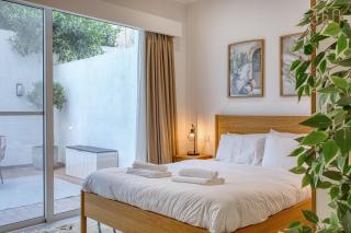 Beautiful, Central Sliema Maisonette & Patio, 5 Min to the Beach - 7
