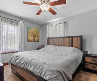 Resell Geneseo Apartment - 5