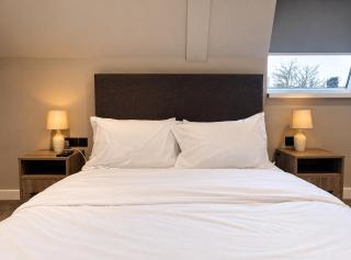 Prime City Centre Apt 2BR 2 Bath Walk to UKREiiF - 3