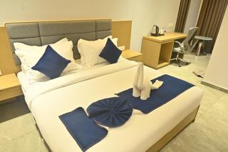 The Divan Skyline - 5
