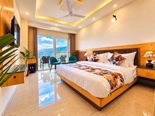 The Pine Woods - A Four Star Luxury Resort In Mussoorie near Zipline - 3