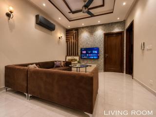 4-Bed Modern House Perfect for Families In DHA Phase 6 - 2