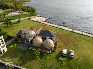 Kímyá Lodges - The Prestige Suite with Lake View - 8