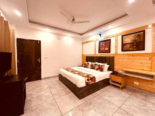 The Pine Woods - A Four Star Luxury Resort In Mussoorie near Zipline - 7